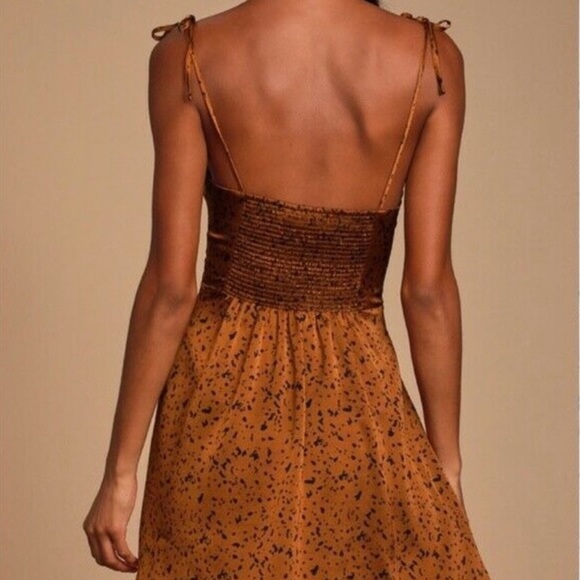 COPY - NWT Lulus bombshell bronze dress leopard print. Size Large - Picture 3 of 6
